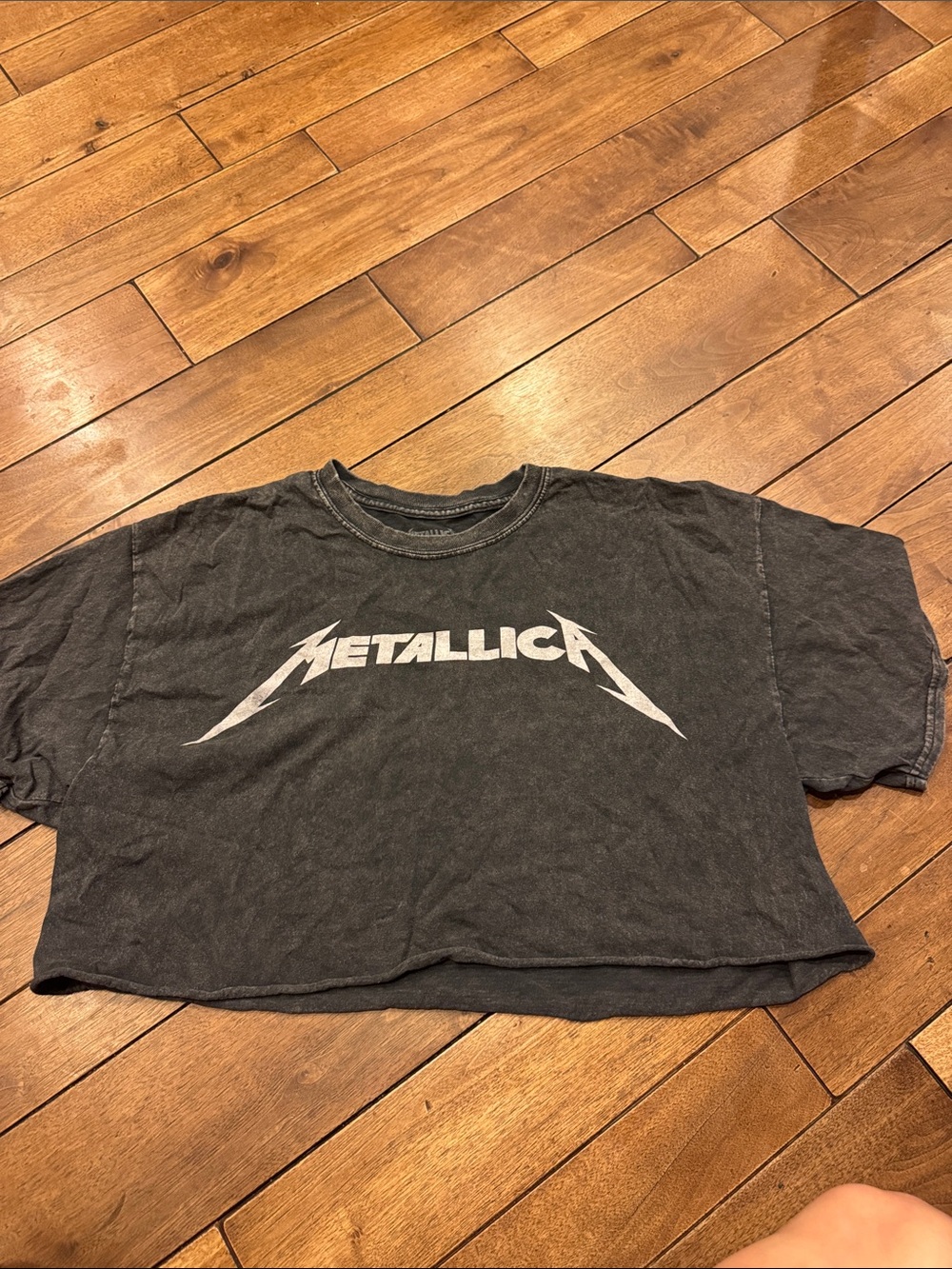 Metallica Black Crop Tee - Women's Band Graphic Top